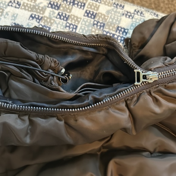 ZARA puffy 30% feather filled winter coat in good condition. No rips or tears. - Picture 6 of 6